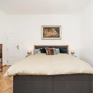 Newly Renovated 1-bed At Charles Bridge Appartement Prague