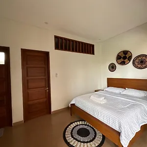 Son Sun , Uluwatu Indonesia